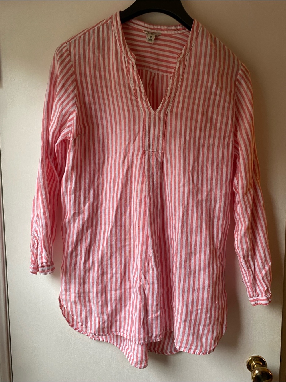 100% linen L.L. Bean Pink and White Striped V-Neck Tunic
